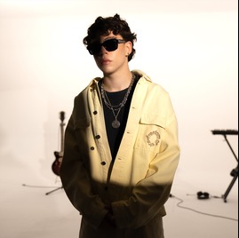 Seni Bir Ben Anlarım / 2025